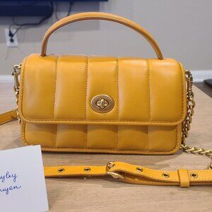 Coach Turnlock Clutch 20 With Quilting in Buttercup